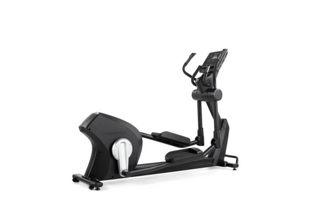 Elipsinis treniruoklis FREEMOTION SMARTSERIES e10.9b LED Self-Powered Elipsinis treniruoklis FREEMOTION SMARTSERIES e10.9b LED Self-Powered