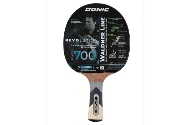 Stalo teniso raketė DONIC Waldner 700 Stalo teniso raketė DONIC Waldner 700