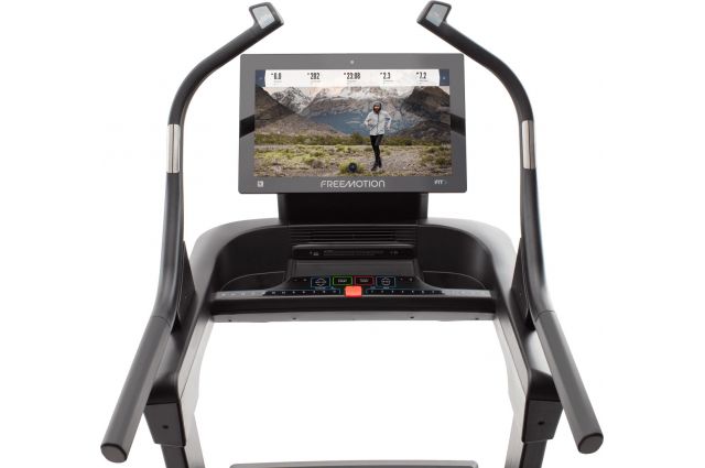 Treadmill FREEMOTION i22.9 Incline Tablet_220V Treadmill FREEMOTION i22.9 Incline Tablet_220V