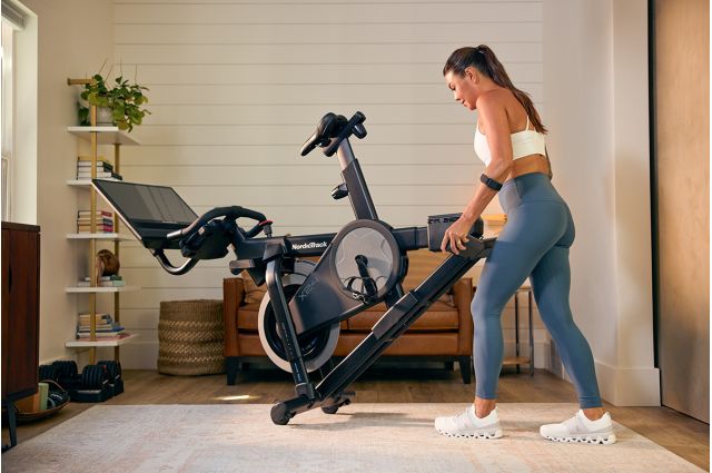 Dviratis treniruoklis NORDICTRACK X24 (2025) pažeista pakuotė Dviratis treniruoklis NORDICTRACK X24 (2025) pažeista pakuotė