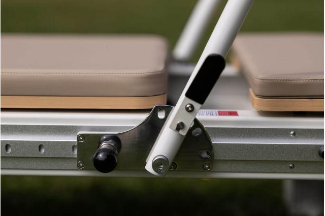 Pilates Reformer TOORX Liveness PTX-8000MS full track Alumin Moon&Sand Pilates Reformer TOORX Liveness PTX-8000MS full track Alumin Moon&Sand