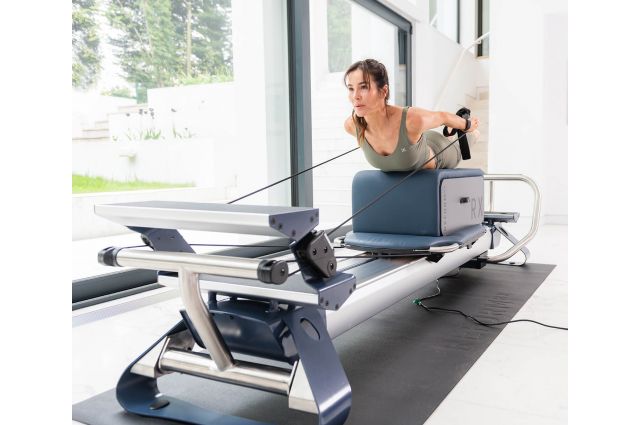 Pilates Reformer Reform RX RX-01N without screen Pilates Reformer Reform RX RX-01N without screen