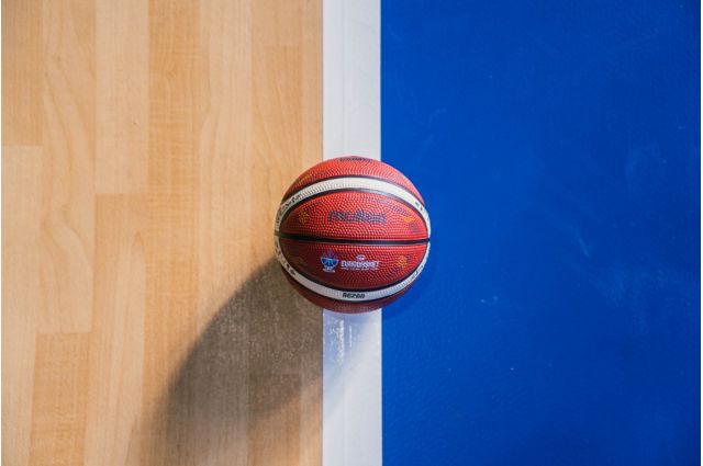 Mini krepšinio kamuolys MOLTEN B1G200-E5Z Eurobasket 2025 Mini krepšinio kamuolys MOLTEN B1G200-E5Z Eurobasket 2025