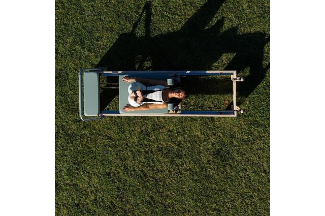 Pilates Reformer TOORX Liveness Cadillac PTX-3000G Oak wood Green Tea Pilates Reformer TOORX Liveness Cadillac PTX-3000G Oak wood Green Tea