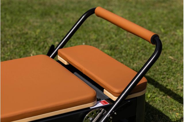 Pilates Reformer TOORX Liveness PTX-7500UE  full track Alumin Underwood&Earth Pilates Reformer TOORX Liveness PTX-7500UE  full track Alumin Underwood&Earth