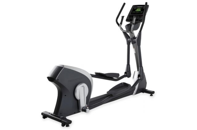 Elliptical FREEMOTION e8.9b LED Self-Powered Elliptical FREEMOTION e8.9b LED Self-Powered