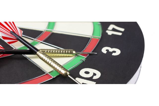 Dartboard HARROWS BRISTOW'S FAMILY DART GAME BOARD Dartboard HARROWS BRISTOW'S FAMILY DART GAME BOARD