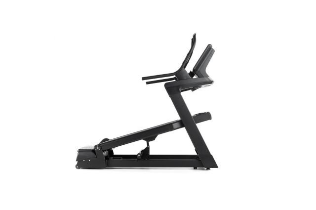 Bėgimo takelis FREEMOTION SMARTSERIES i10.9b Incline 220V Bėgimo takelis FREEMOTION SMARTSERIES i10.9b Incline 220V
