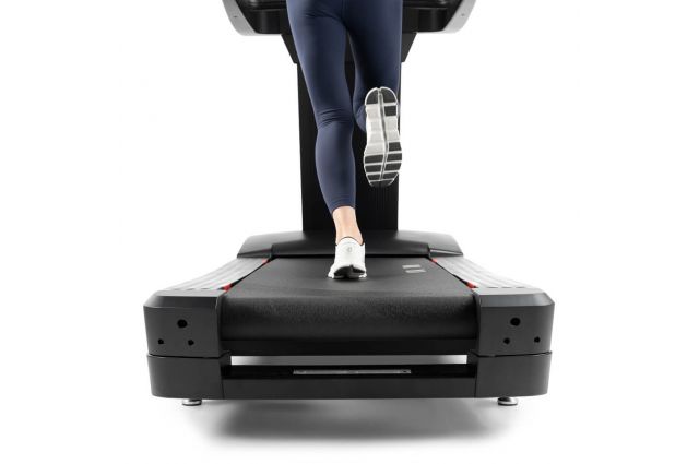 Bėgimo takelis FREEMFREEMOTION SMARTSERIESOTION t10.9b REFLEX LED 220V Bėgimo takelis FREEMFREEMOTION SMARTSERIESOTION t10.9b REFLEX LED 220V