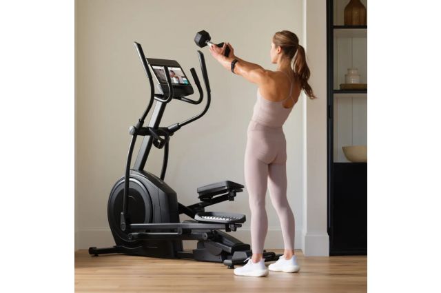 Elipsinis treniruoklis NORDICTRACK AirGlide 14i Elipsinis treniruoklis NORDICTRACK AirGlide 14i
