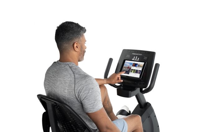 Dviratis treniruoklis FREEMOTION SMARTSERIES r10.9b LED recumbent Self-Powered Dviratis treniruoklis FREEMOTION SMARTSERIES r10.9b LED recumbent Self-Powered