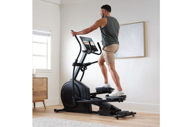 Elipsinis treniruoklis NORDICTRACK AirGlide 16 Elipsinis treniruoklis NORDICTRACK AirGlide 16