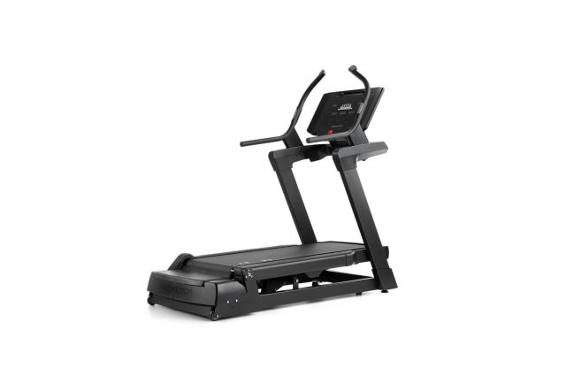 Bėgimo takelis FREEMOTION SMARTSERIES i10.9b Incline 220V Bėgimo takelis FREEMOTION SMARTSERIES i10.9b Incline 220V