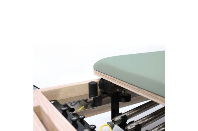 Pilates Reformer TOORX Liveness Cadillac PTX-3000G Oak wood Green Tea Pilates Reformer TOORX Liveness Cadillac PTX-3000G Oak wood Green Tea